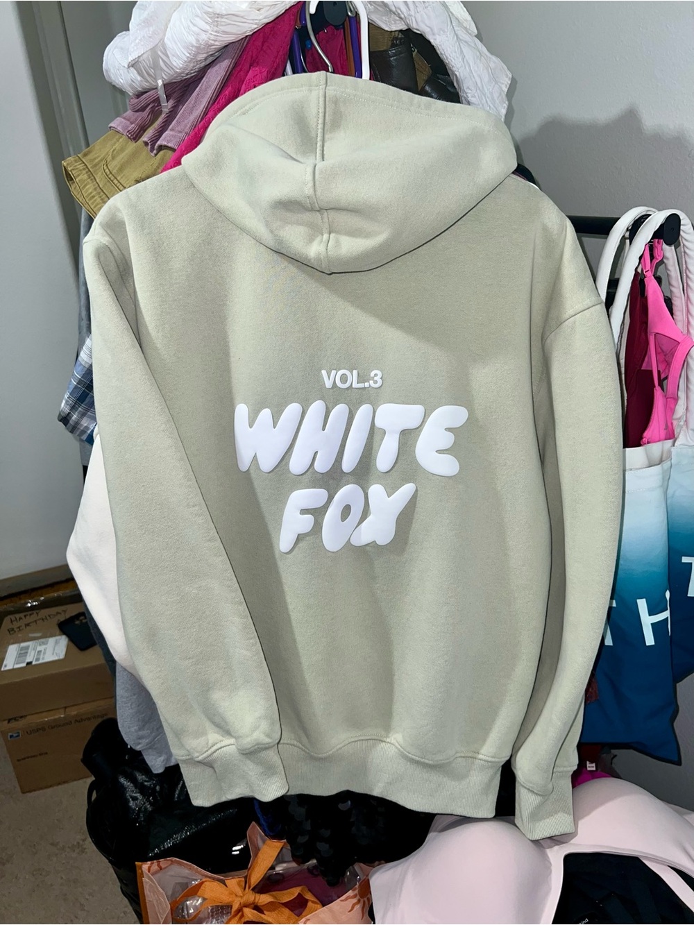 WHITE FOX Boutique Vol.3 Miss Green Hoodie